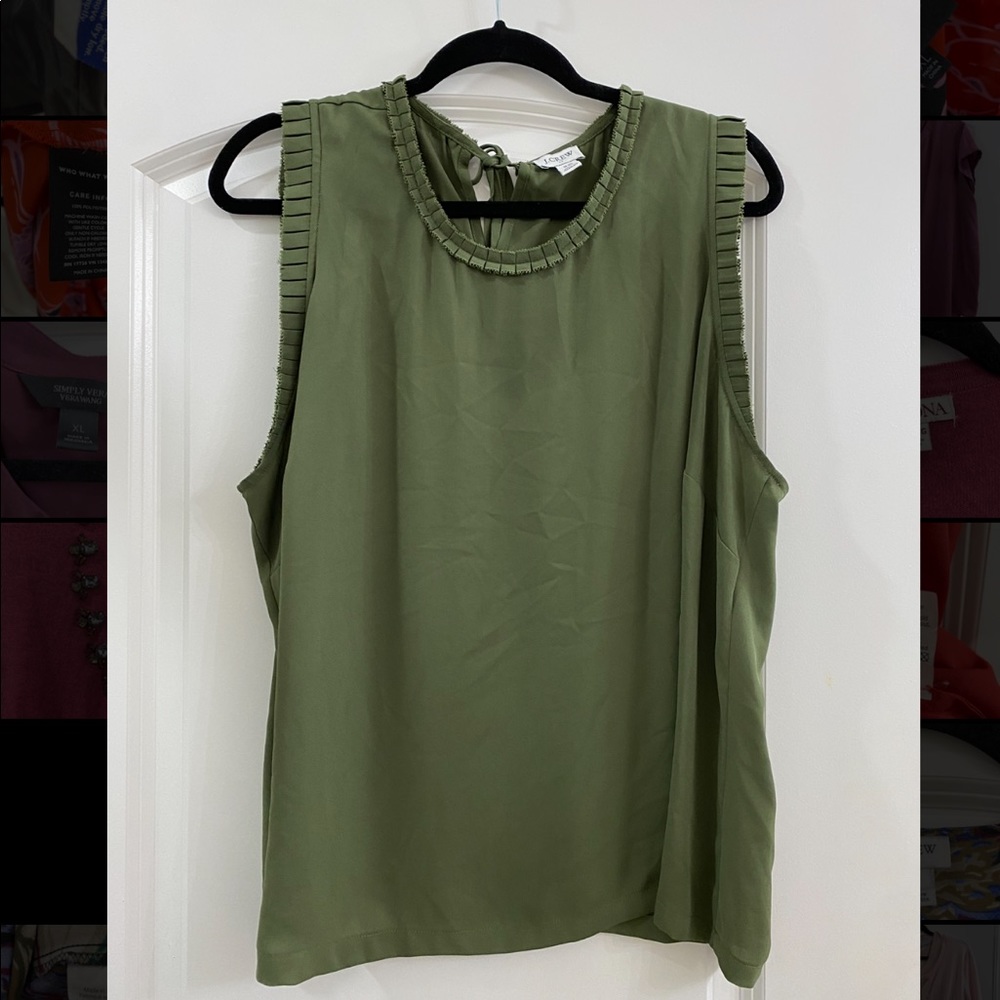 J. CREW SLEEVELESS TOP WITH PLEATED TRIM NWOT